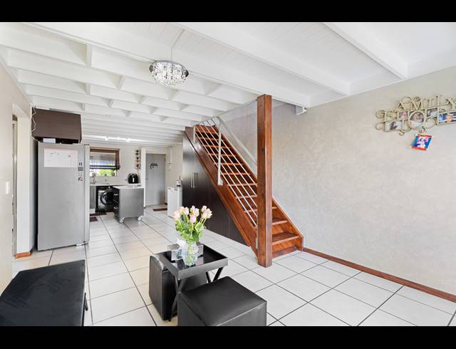 2 BEDROOM APARTMENT FOR SALE IN BROADACRES